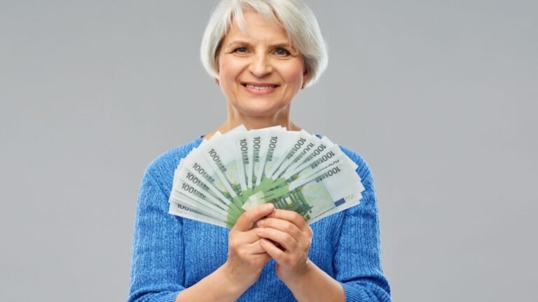 Money Lessons For Seniors To Stay Financially Fit